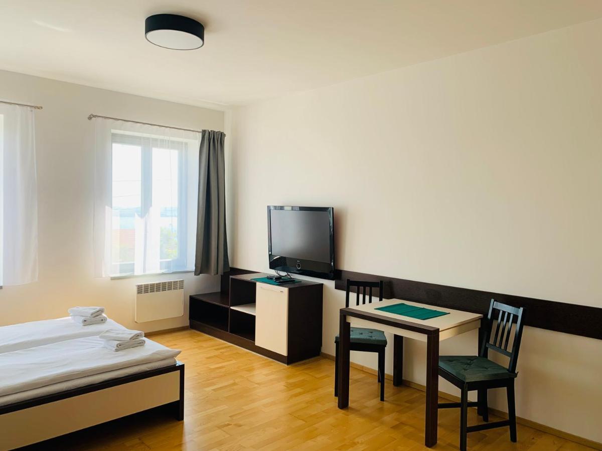 Dovolena Bez Starosti - Apartman U Venuse Павлов Екстериор снимка